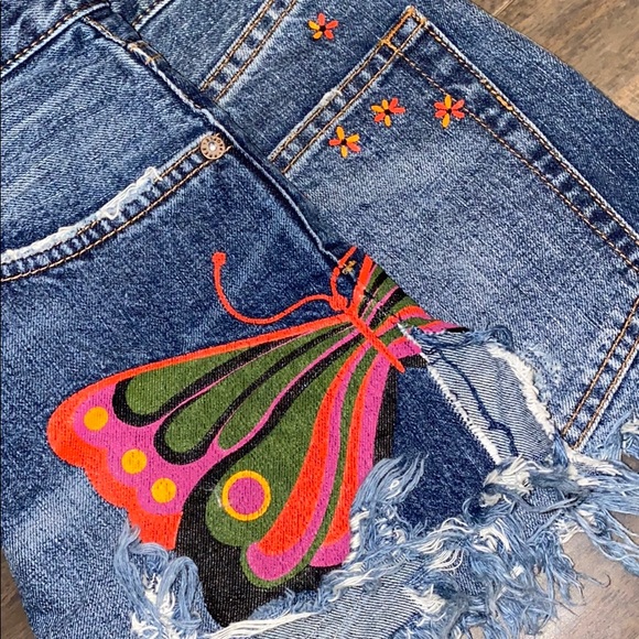 Shorts!!! - Picture 3 of 4